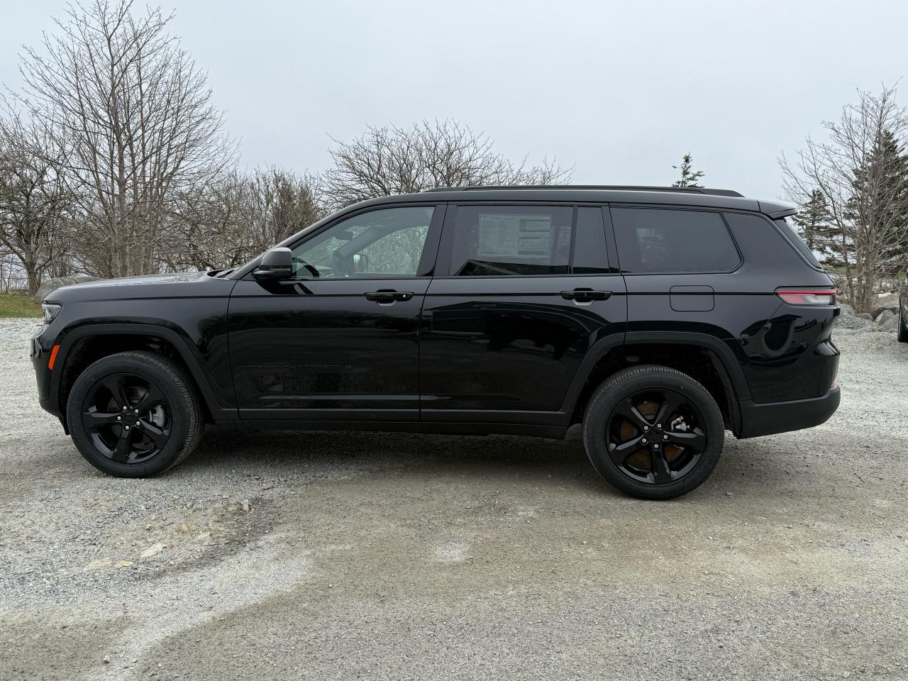 2025 Jeep Grand Cherokee L Altitude 4x4 Photo33