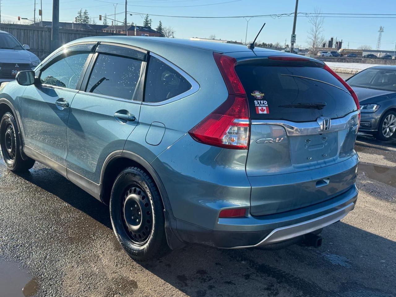 2015 Honda CR-V EX, AWD, ONLY 142KMS, NO ACCIDENT, 2 SETS RIMS - Photo #3