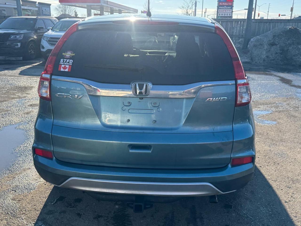 2015 Honda CR-V EX, AWD, ONLY 142KMS, NO ACCIDENT, 2 SETS RIMS - Photo #4