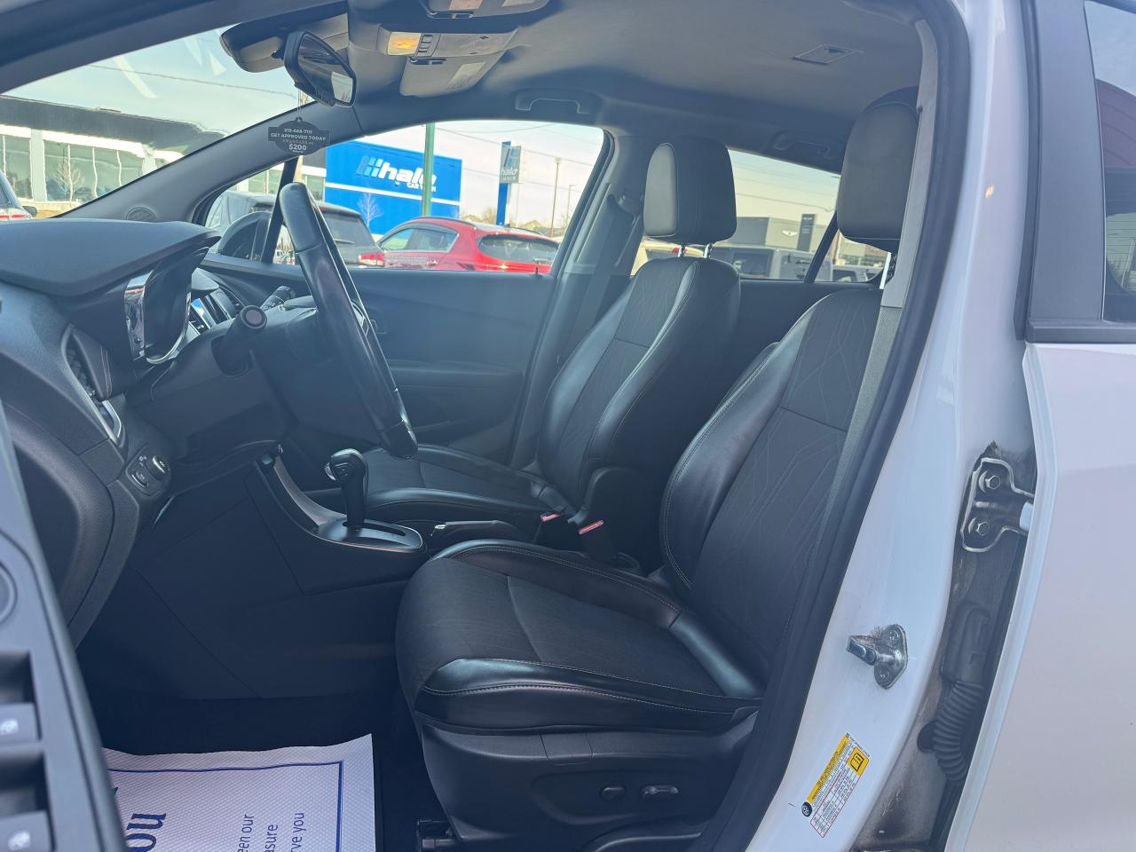 2019 Chevrolet Trax AWD 4dr LT - Photo #10