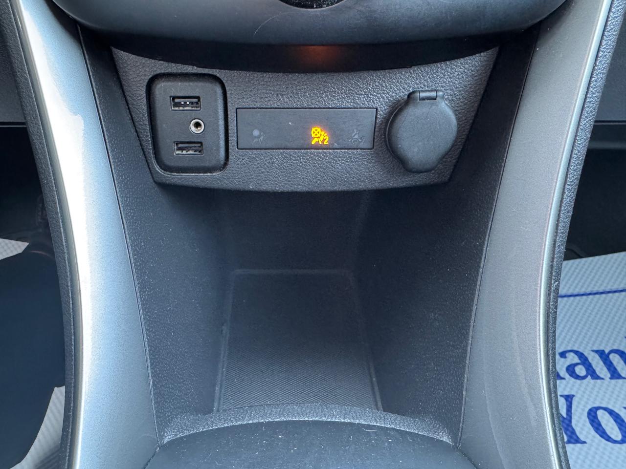 2019 Chevrolet Trax AWD 4dr LT - Photo #24