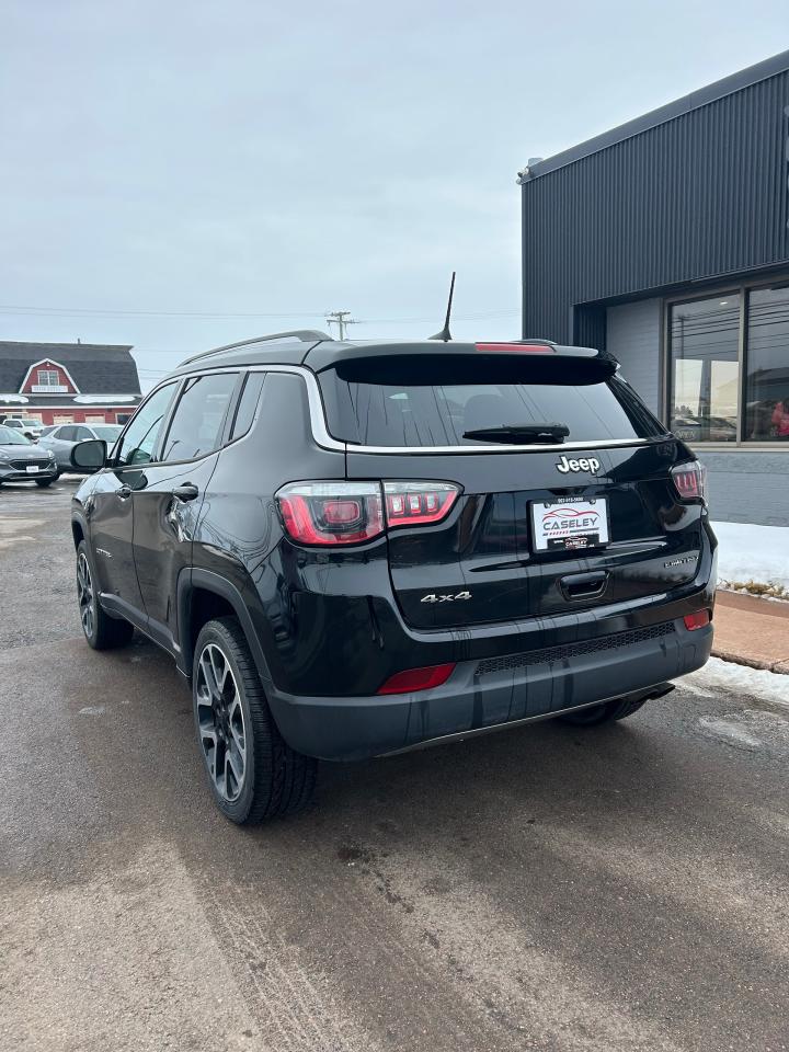 2018 Jeep Compass LIMITED - Photo #6