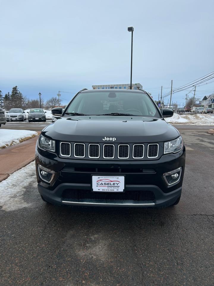 2018 Jeep Compass LIMITED - Photo #2