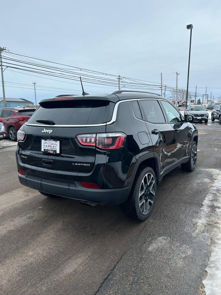 2018 Jeep Compass LIMITED - Photo #4