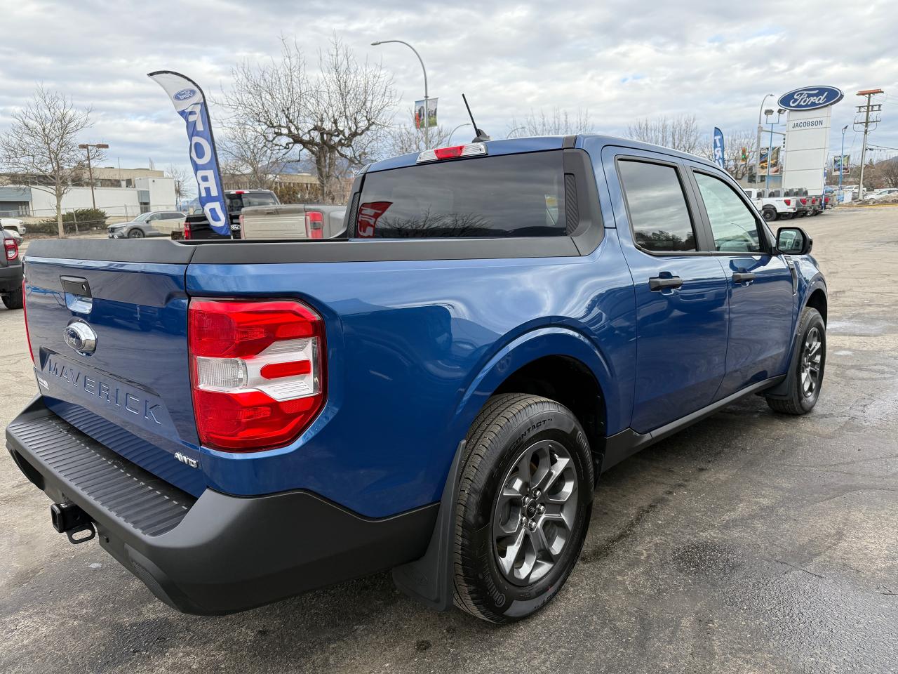 2024 Ford Maverick XLT Photo3