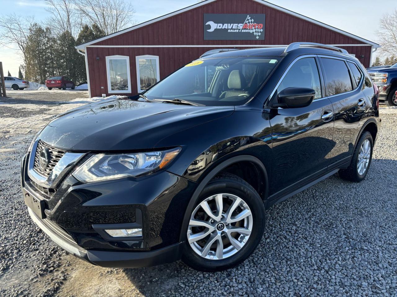 Used 2018 Nissan Rogue SV AWD Clean Unit for sale in Dunnville, ON