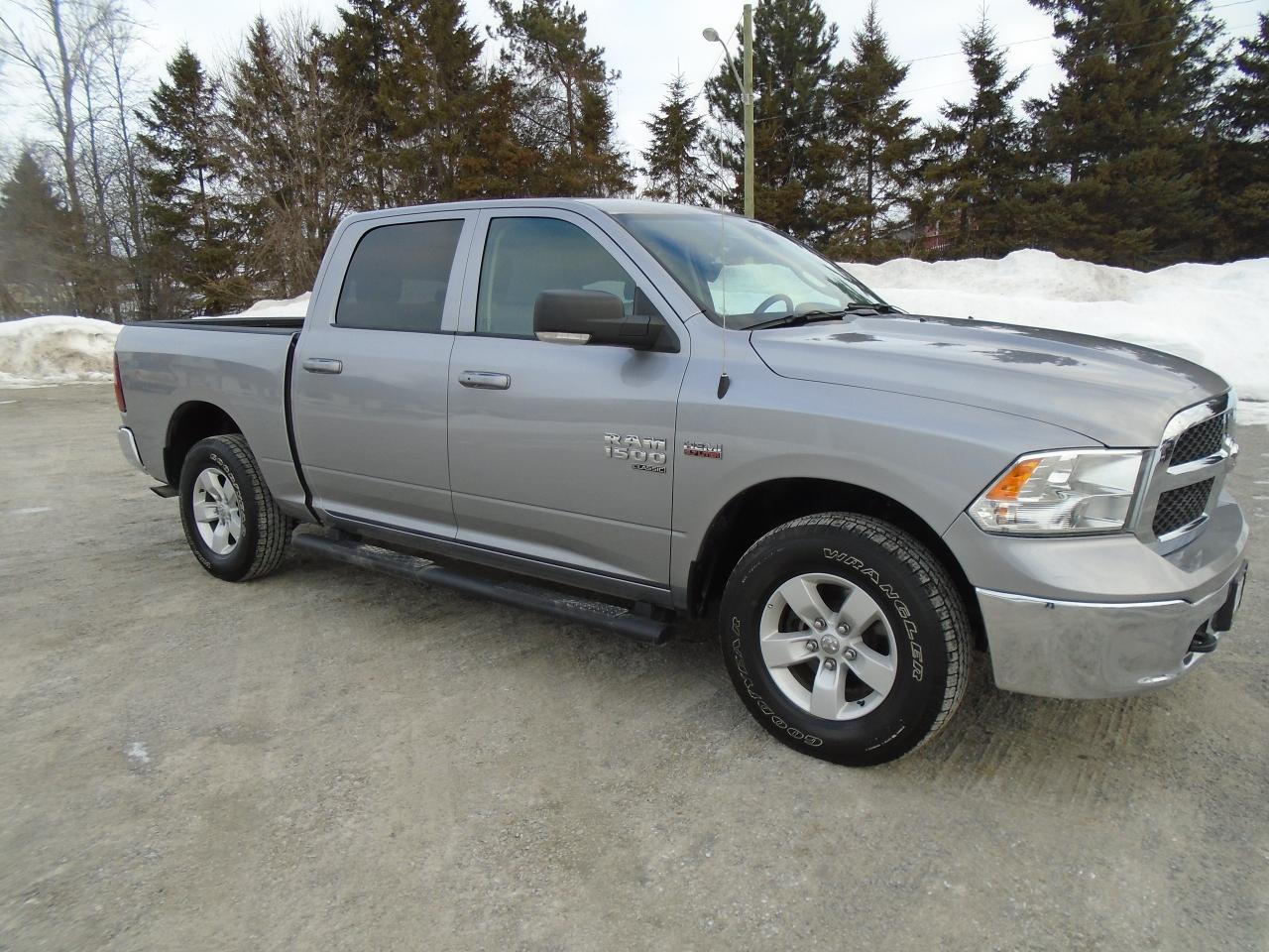 Used 2022 RAM 1500 Classic SLT CREW CAB 4x4 HEMI  8.4 INCH TOUCH SCREEN for sale in Beaverton, ON