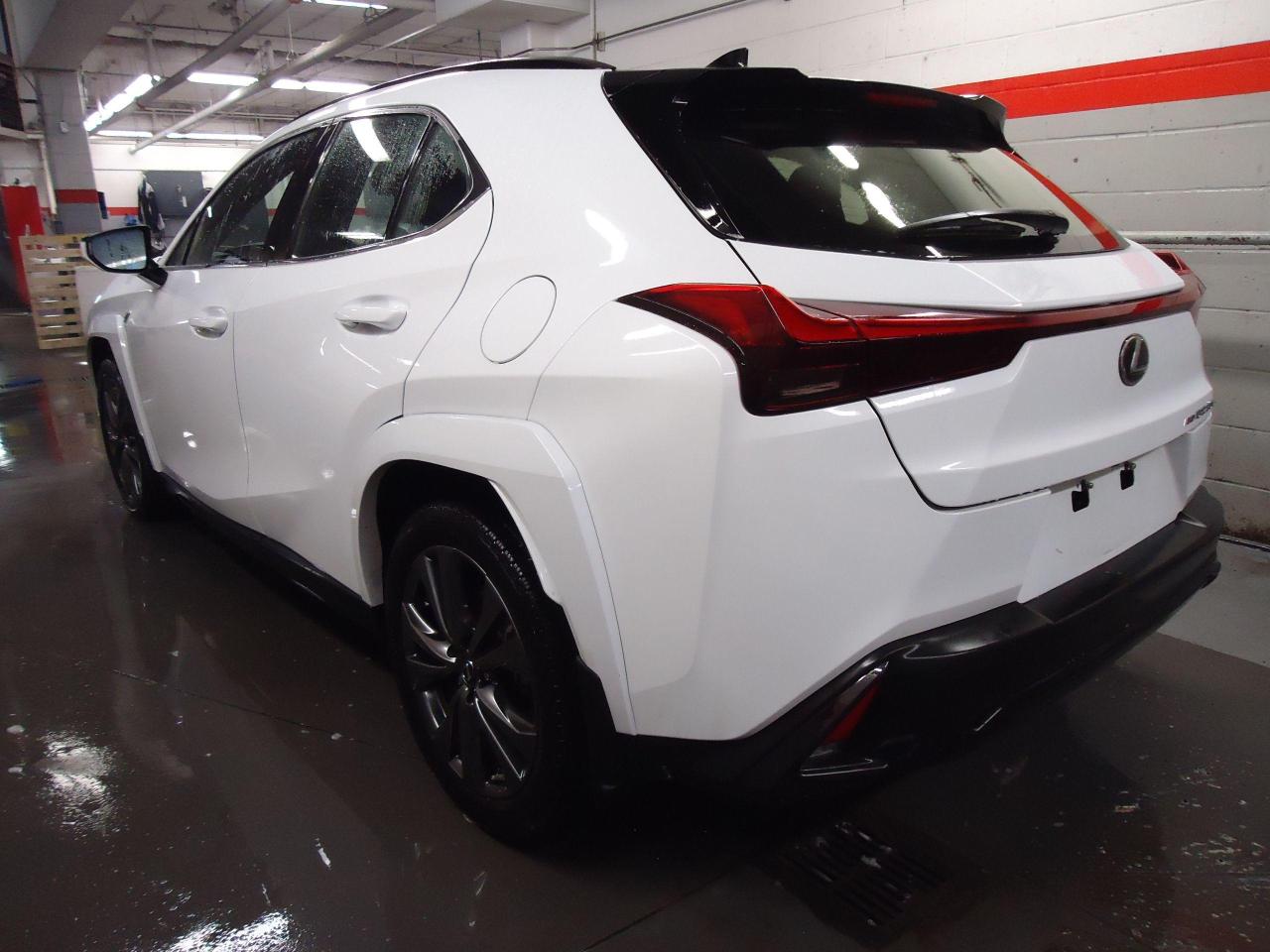 2023 Lexus UX UX 250h CVT - Photo #4