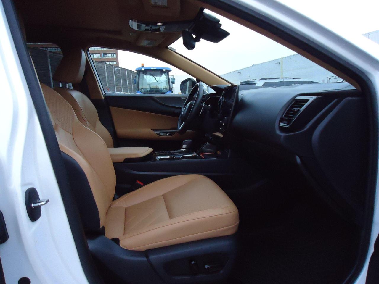 2023 Lexus NX EXECUTIVE AWD MARKE LEVINSON - Photo #4