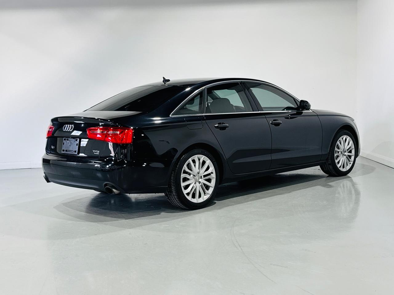 2015 Audi A6 4dr Sdn quattro 3.0T Technik - Photo #5