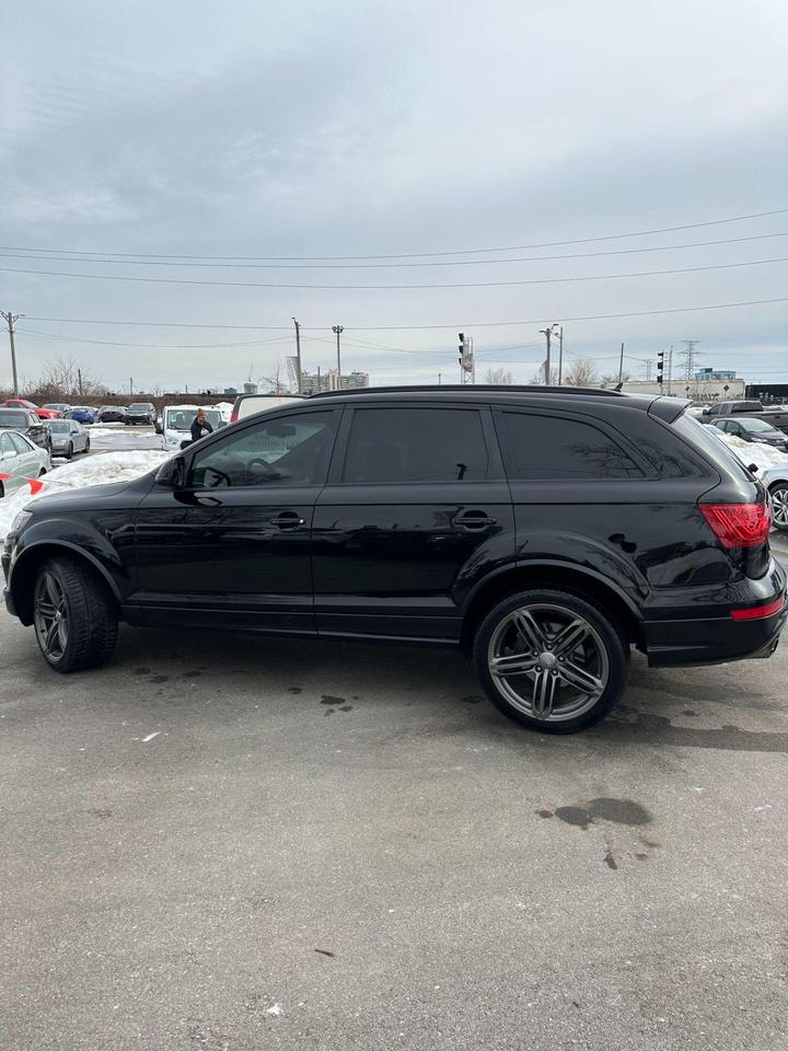 2014 Audi Q7 BLACK OPTIC PACKAGE Photo