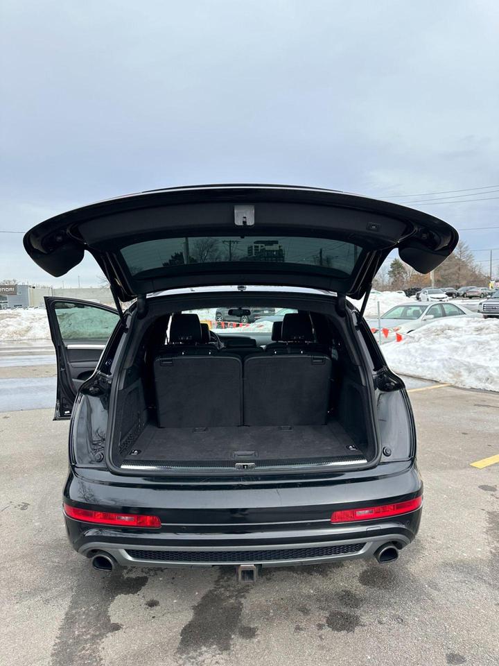2014 Audi Q7 BLACK OPTIC PACKAGE Photo