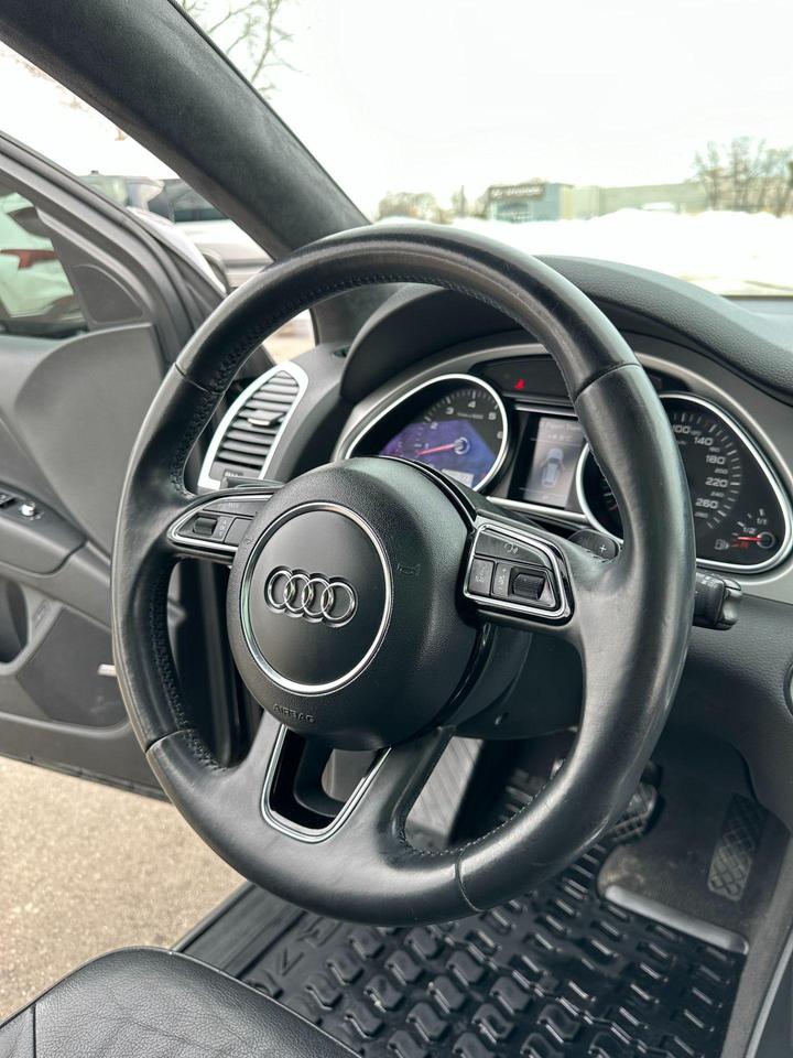 2014 Audi Q7 BLACK OPTIC PACKAGE Photo