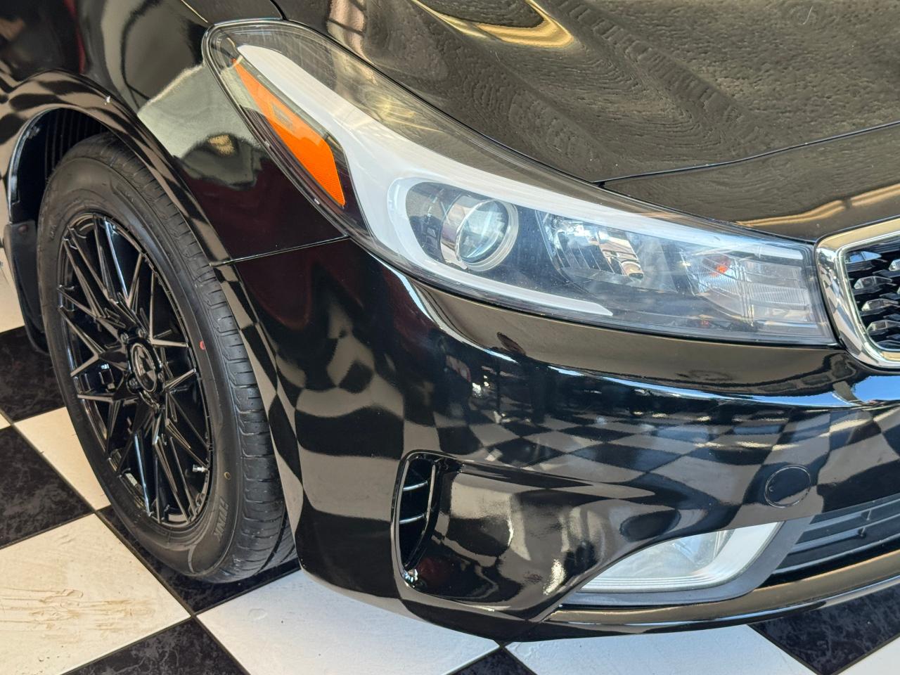 2017 Kia Forte LX+New Tires+Camera+ApplePlay+CLEAN CARFAX - Photo #35