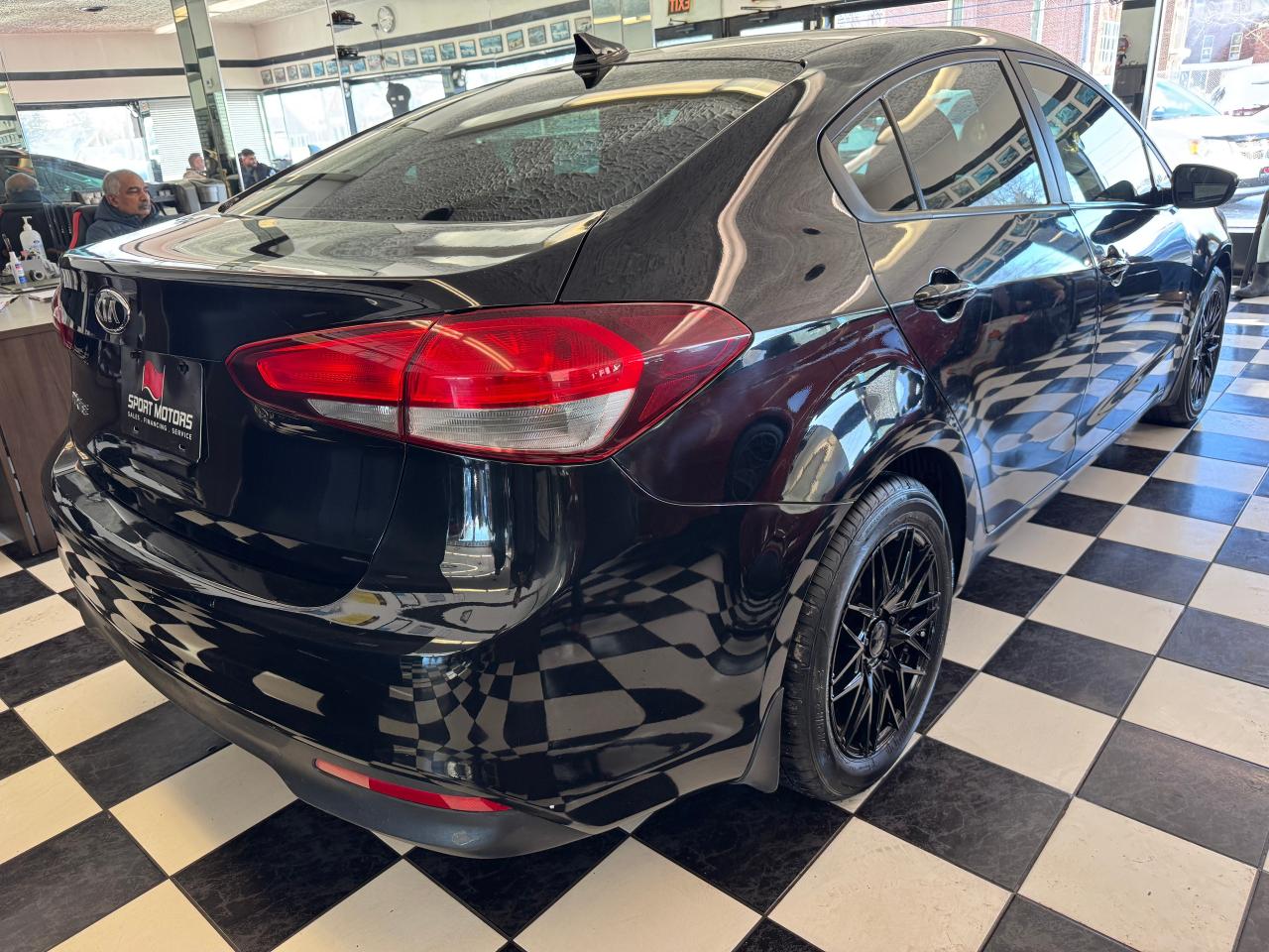 2017 Kia Forte LX+New Tires+Camera+ApplePlay+CLEAN CARFAX - Photo #7