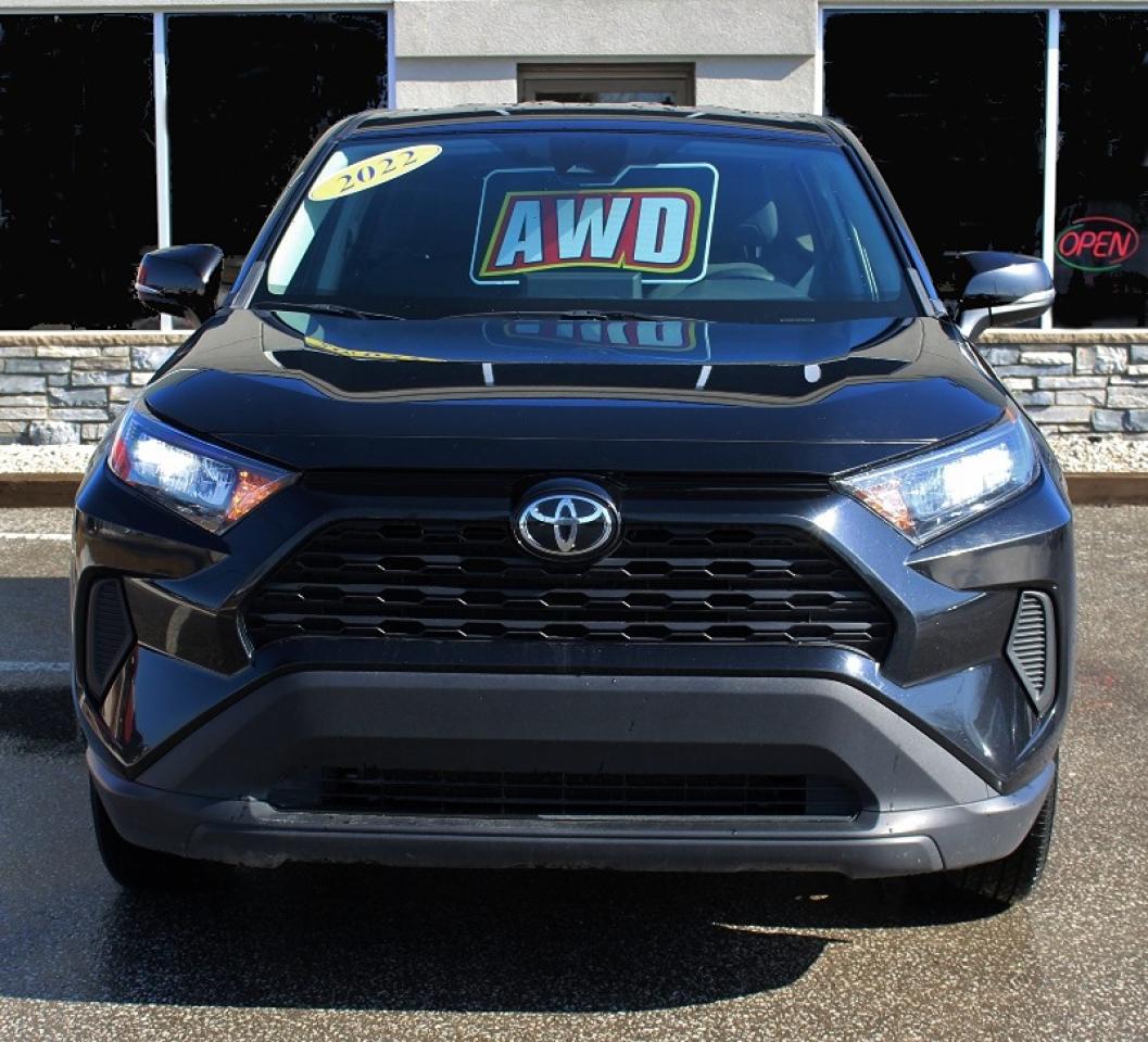 2022 Toyota RAV4 LE*AWD*Heated Seats*Bluetooth*Rear Cam*2.5L-4cyl - Photo #2