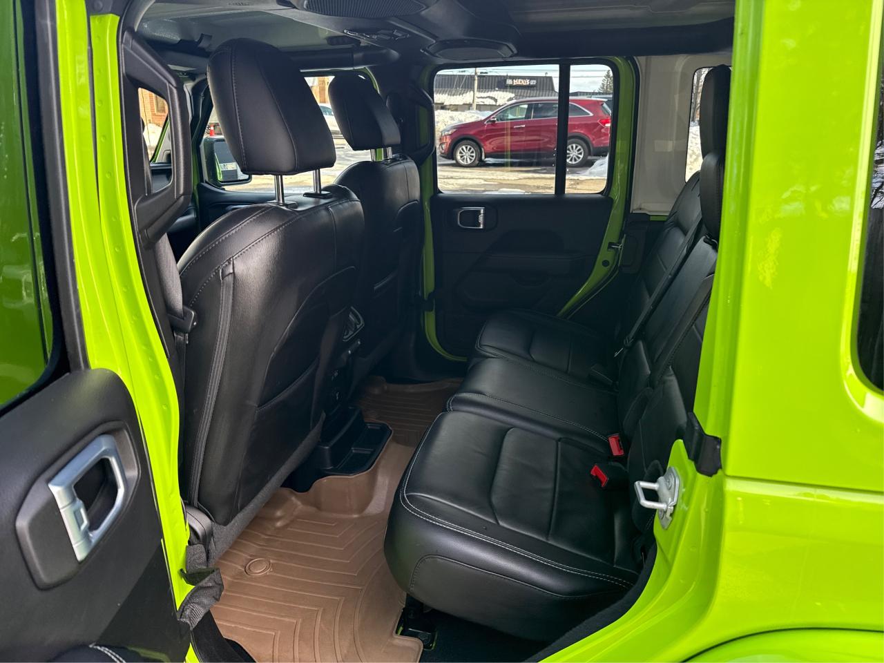 2021 Jeep Wrangler Unlimited Sahara - Photo #10