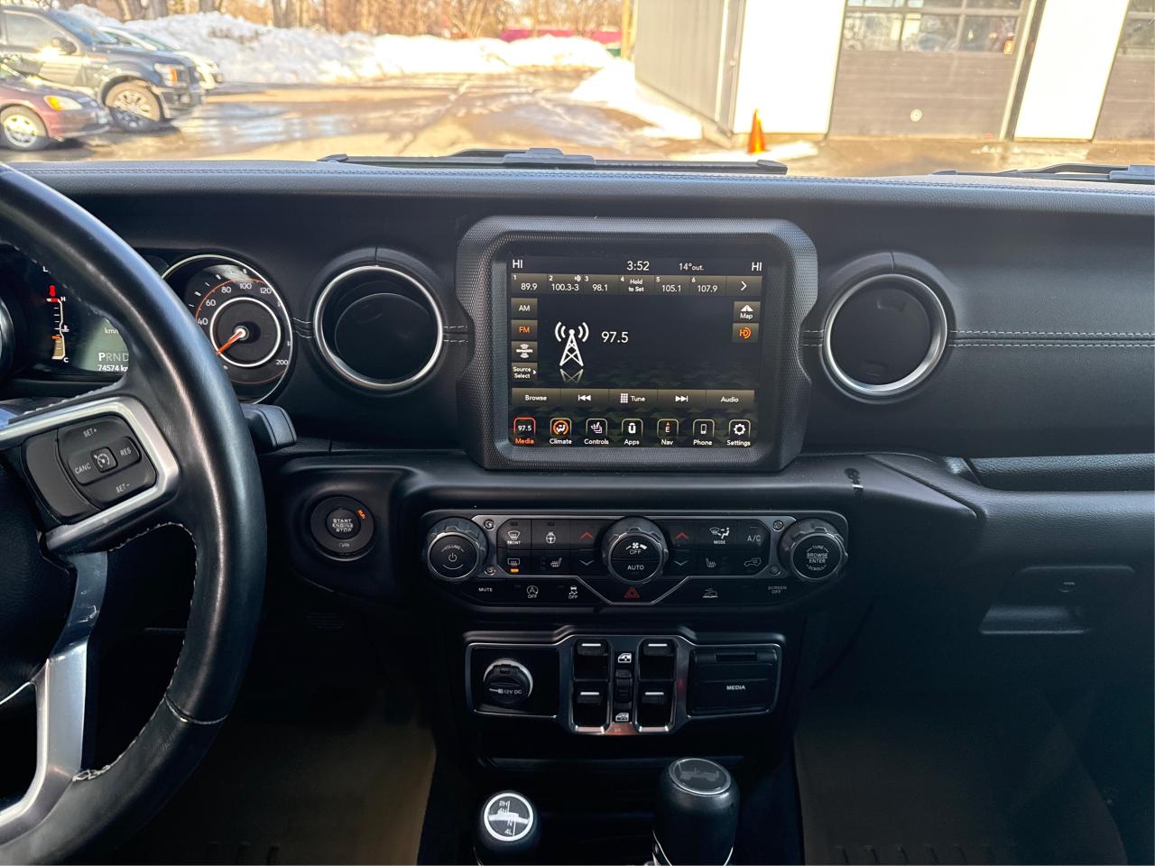 2021 Jeep Wrangler Unlimited Sahara - Photo #14