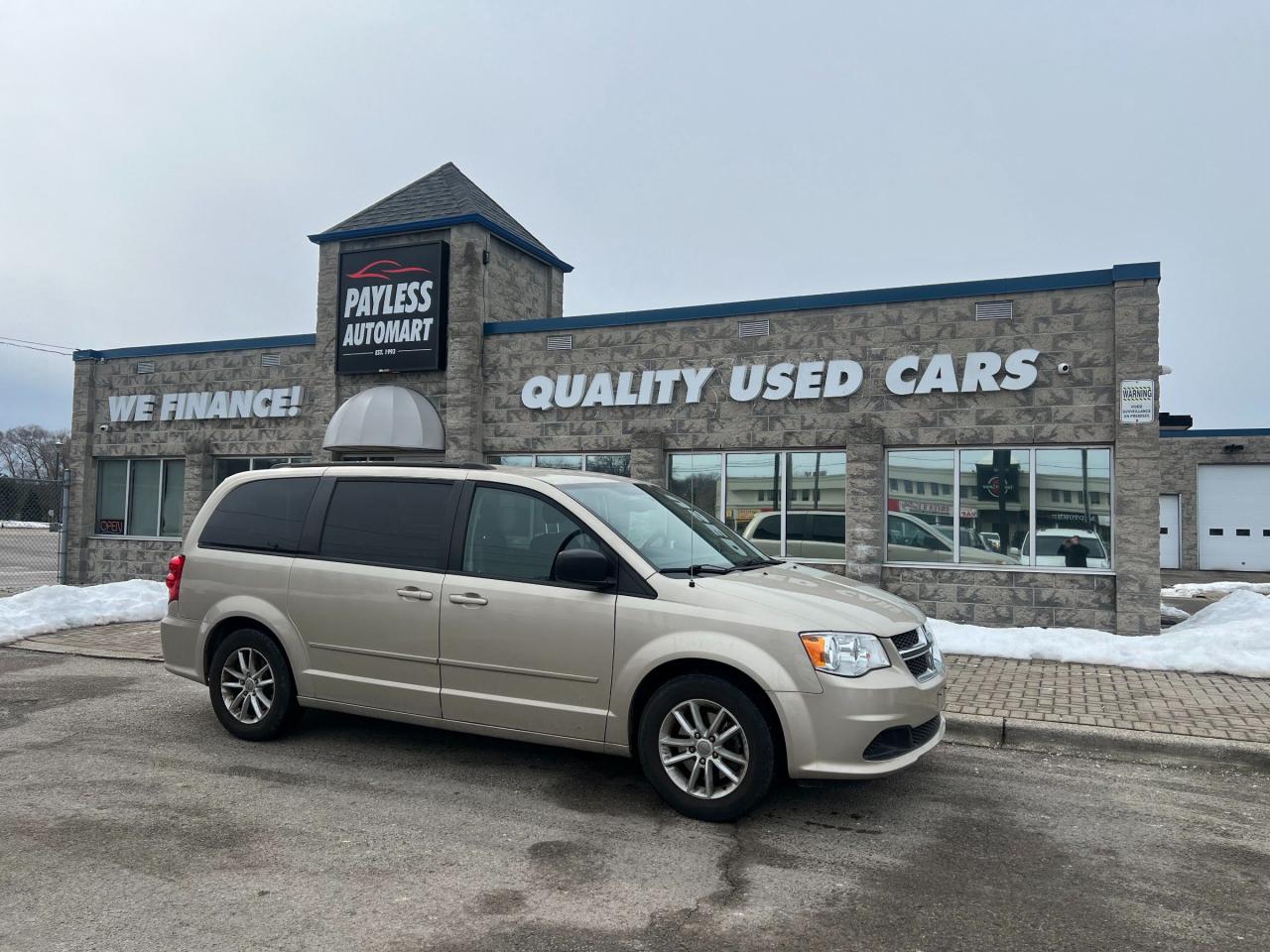 Used 2015 Dodge Grand Caravan SE/SXT for sale in Sarnia, ON