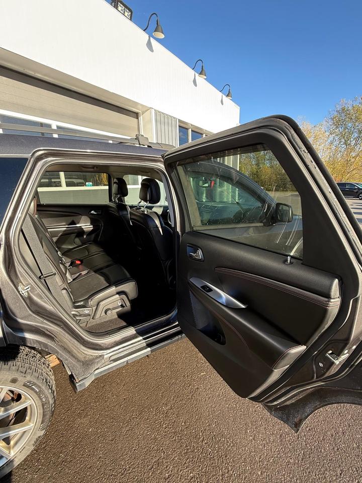 2014 Dodge Journey R/T Rallye Photo