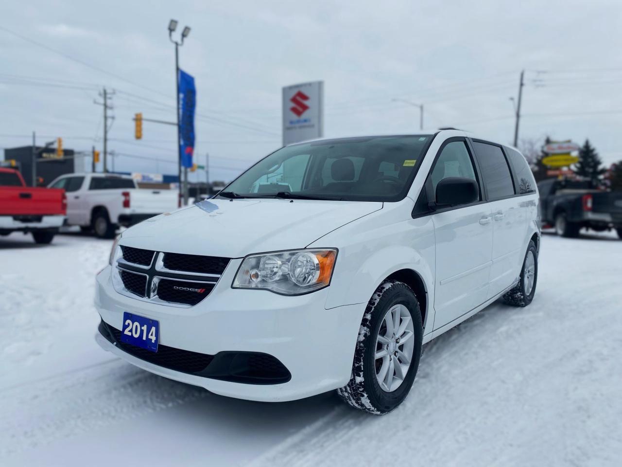 Used 2014 Dodge Grand Caravan SXT ~Rear Heat + Air ~Stow 'N Go ~Alloy Wheels for sale in Barrie, ON