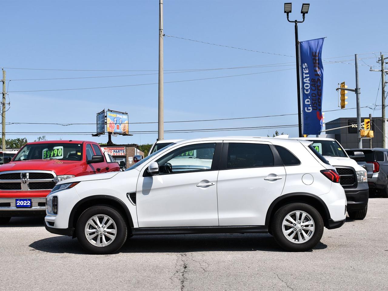 2023 Mitsubishi RVR SE AWD ~Heated Seats ~Camera ~Bluetooth ~Alloys Photo3