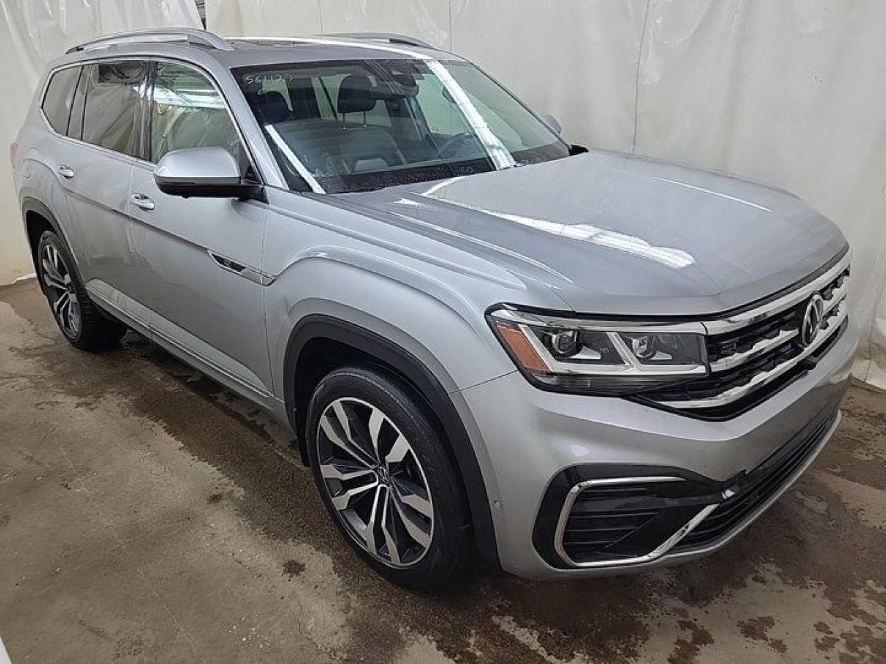 Used 2021 Volkswagen Atlas Execline R-Line AWD | Leather | Pano Roof | Nav | Fender Audio | 360 Camera | Adaptive Cruise | for sale in Guelph, ON