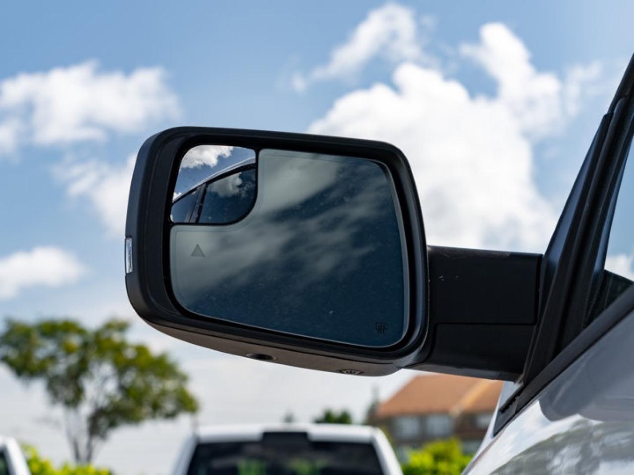 2025 RAM 1500 SPORT Photo