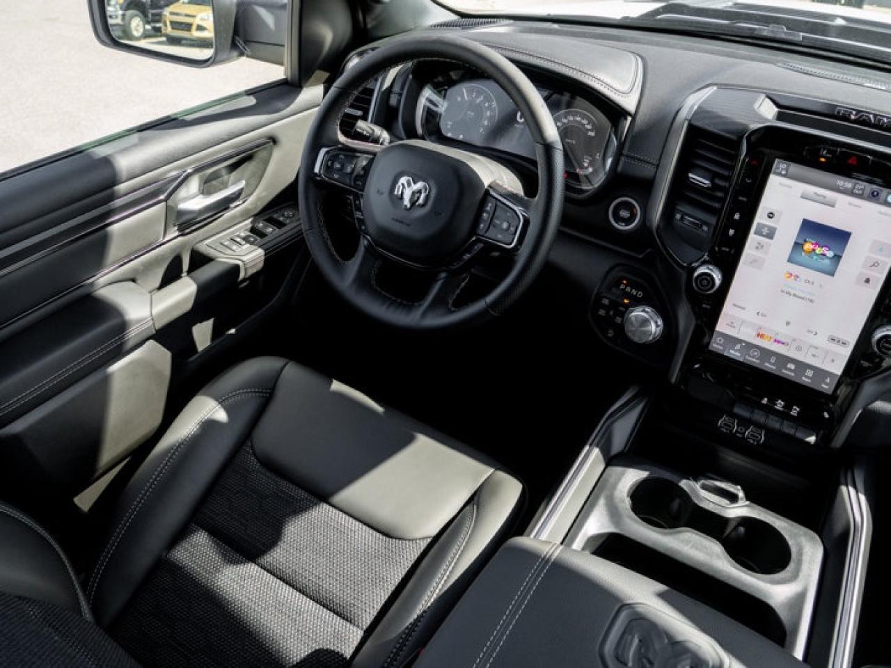 2025 RAM 1500 SPORT Photo