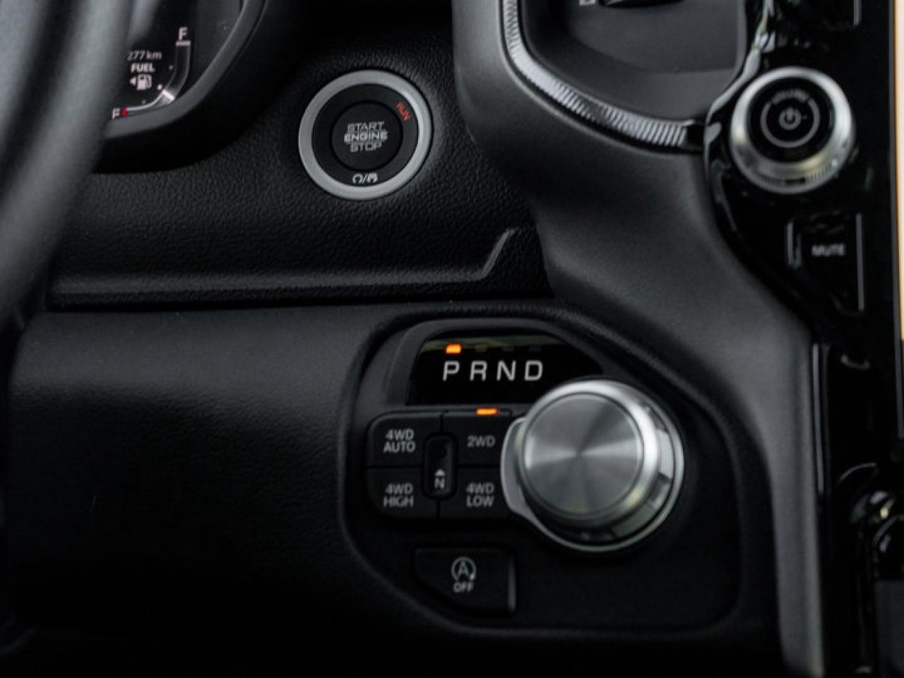 2025 RAM 1500 SPORT Photo