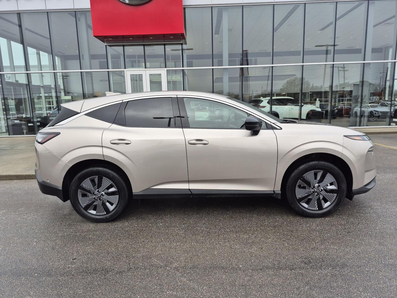 2025 Nissan Murano SL Photo24