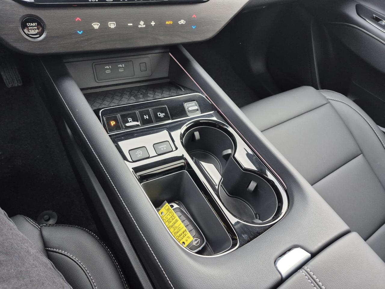 2025 Nissan Murano SL Photo30