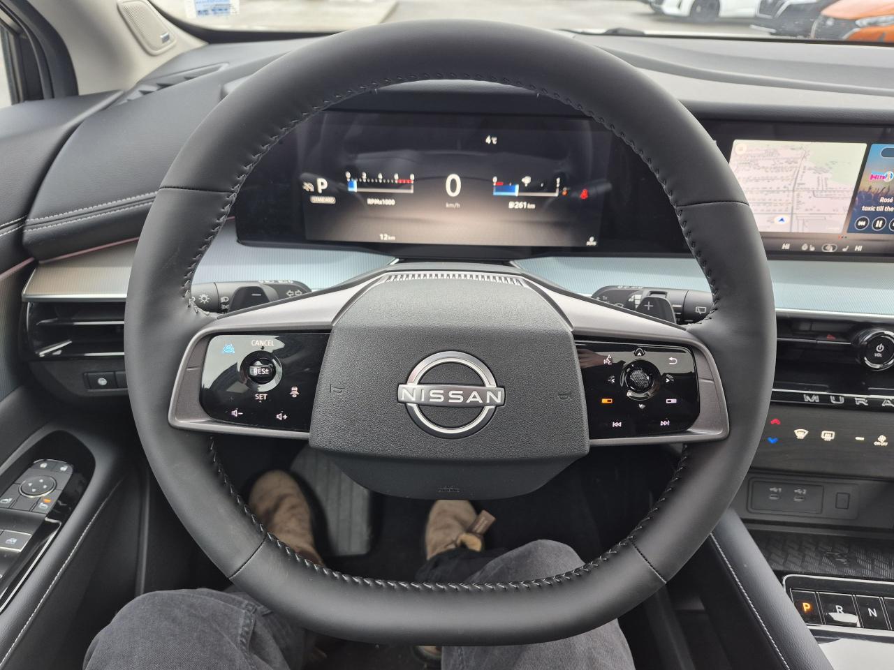 2025 Nissan Murano SL Photo26
