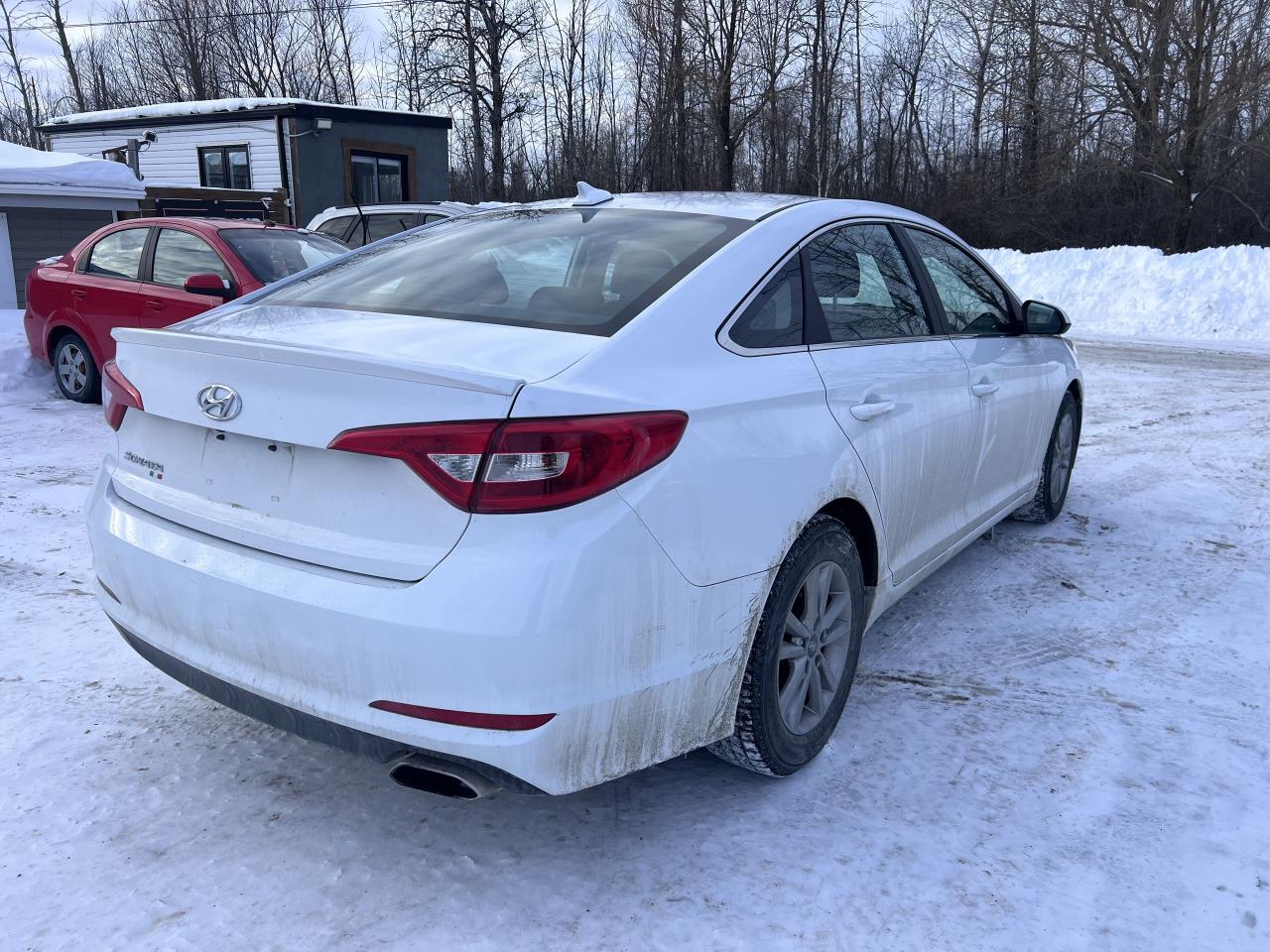 2017 Hyundai Sonata SE - Photo #3
