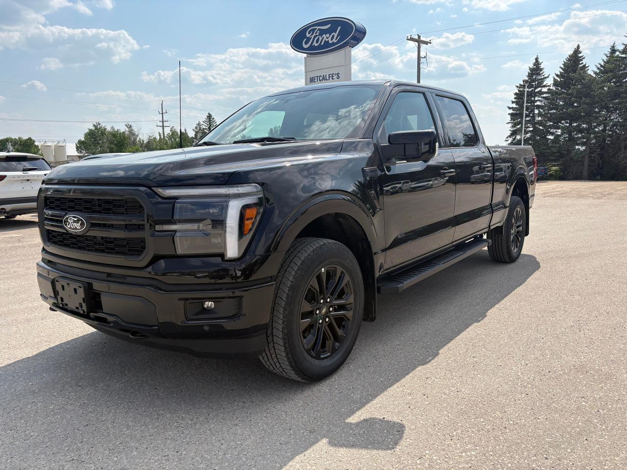 2025 Ford F-150 Lariat 4WD SuperCrew 6.5' Box Photo1