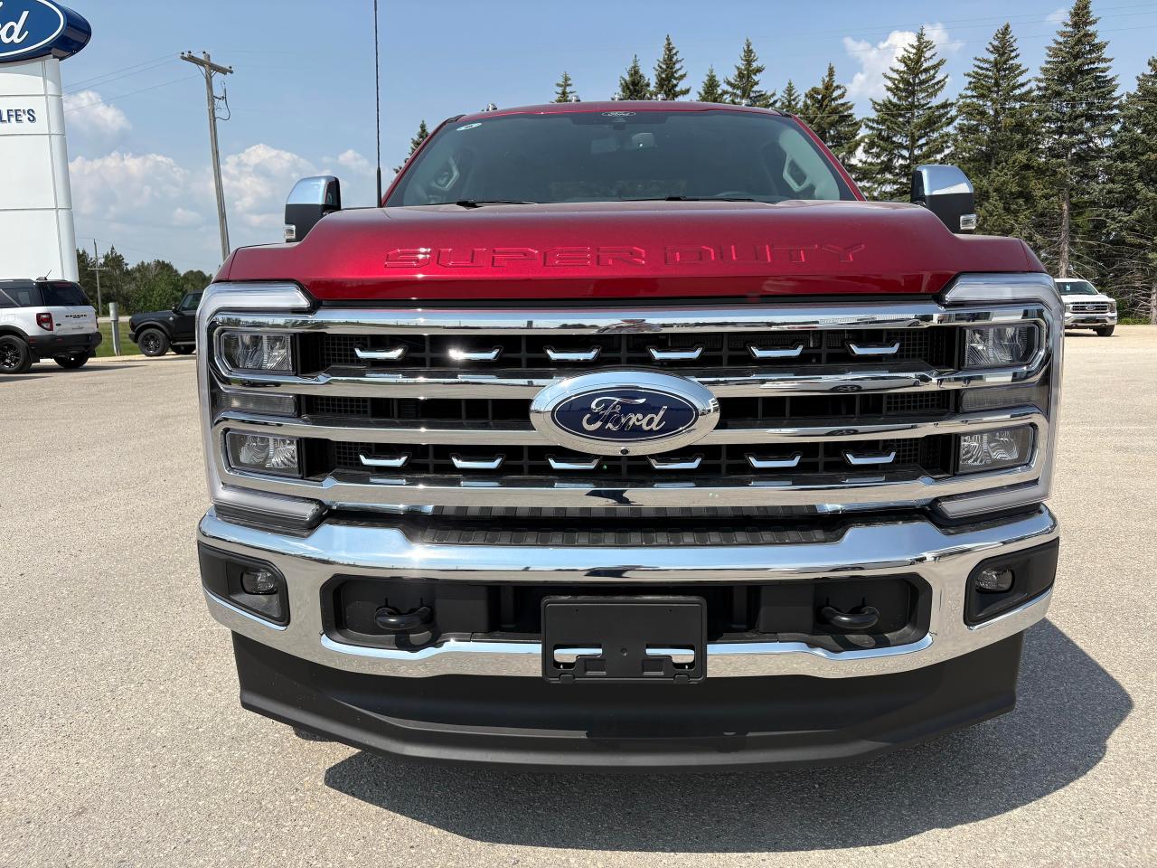 2025 Ford F-350 Super Duty SRW LARIAT 4WD CREW CAB 6.75' BOX Photo