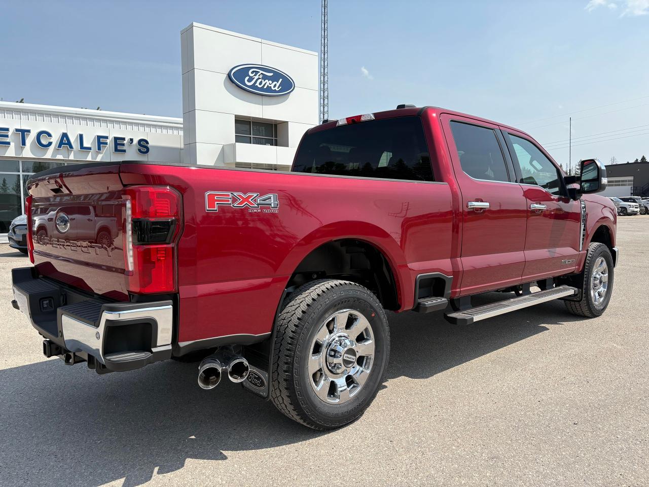 2025 Ford F-350 Super Duty SRW LARIAT 4WD CREW CAB 6.75' BOX Photo4