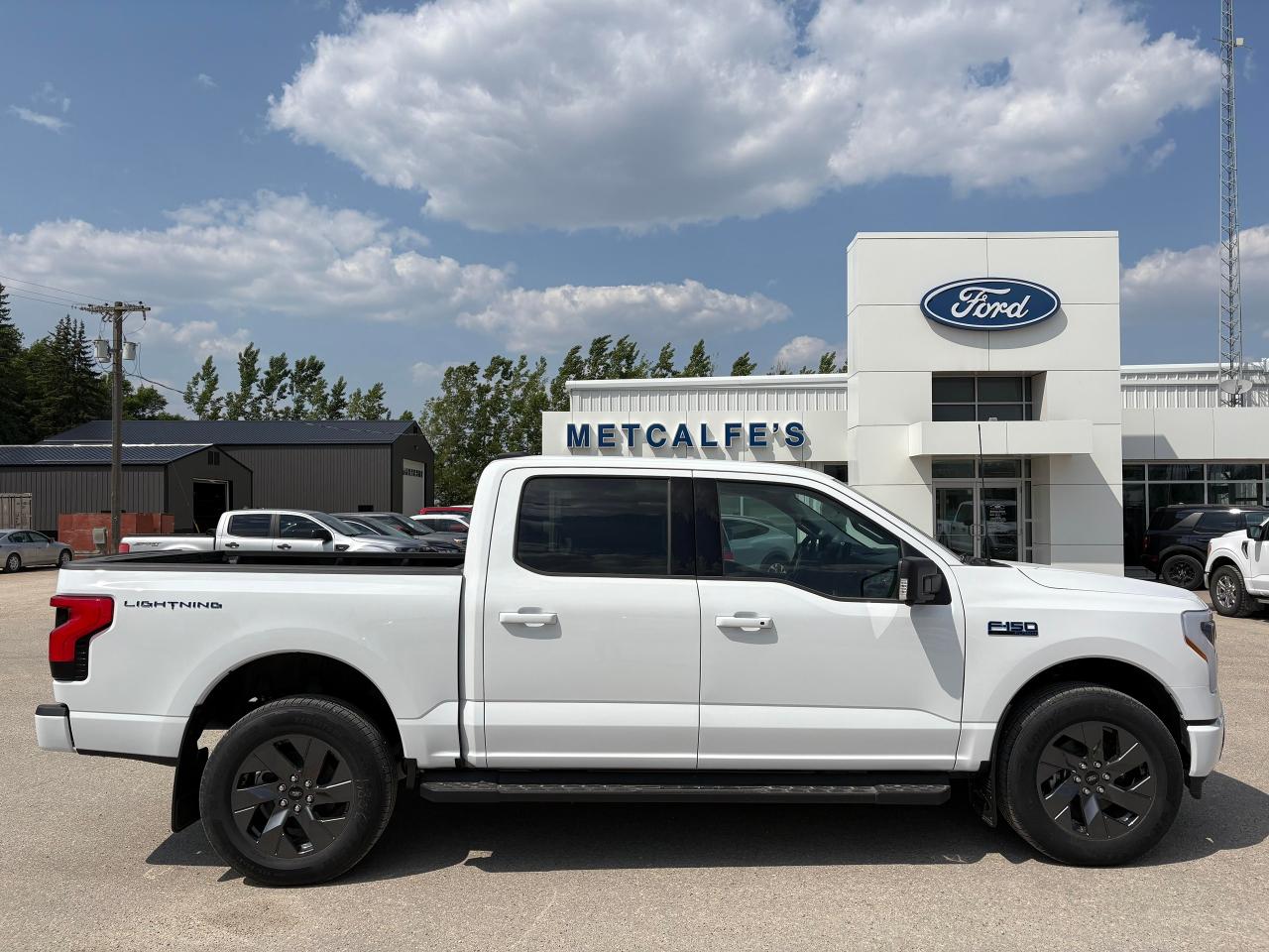 New 2025 Ford F-150 Lightning Flash 4WD SuperCrew 5.5' Box for sale in Treherne, MB
