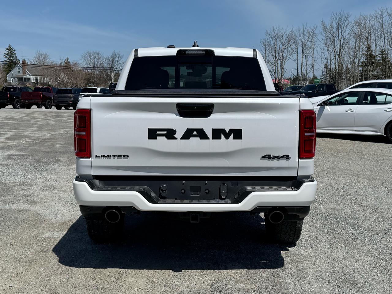 2025 RAM 1500 Limited 4x4 Crew Cab 5'7" Box Photo6