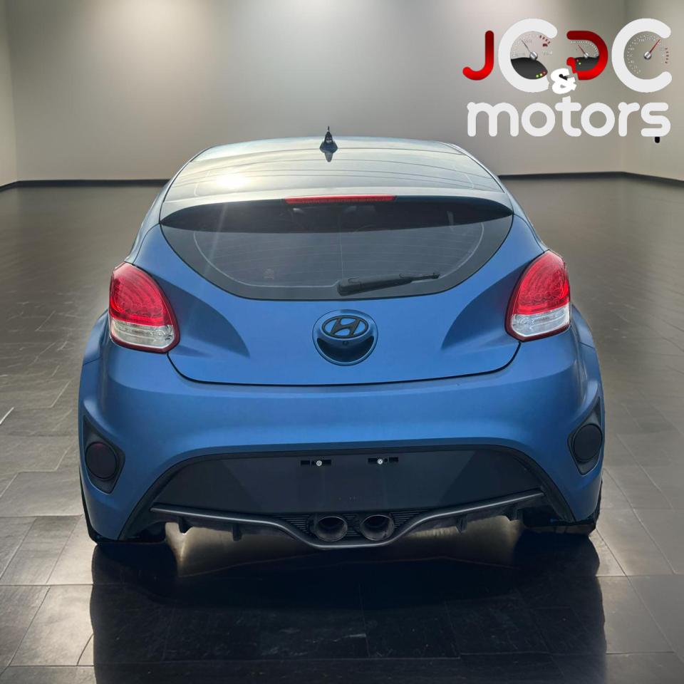 2016 Hyundai Veloster 3dr Cpe Man Rally Edition - Photo #5