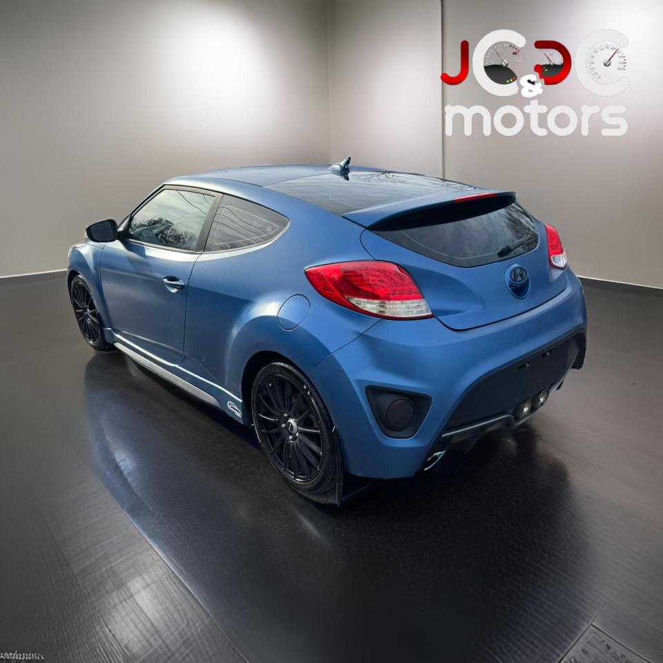 2016 Hyundai Veloster 3dr Cpe Man Rally Edition - Photo #4