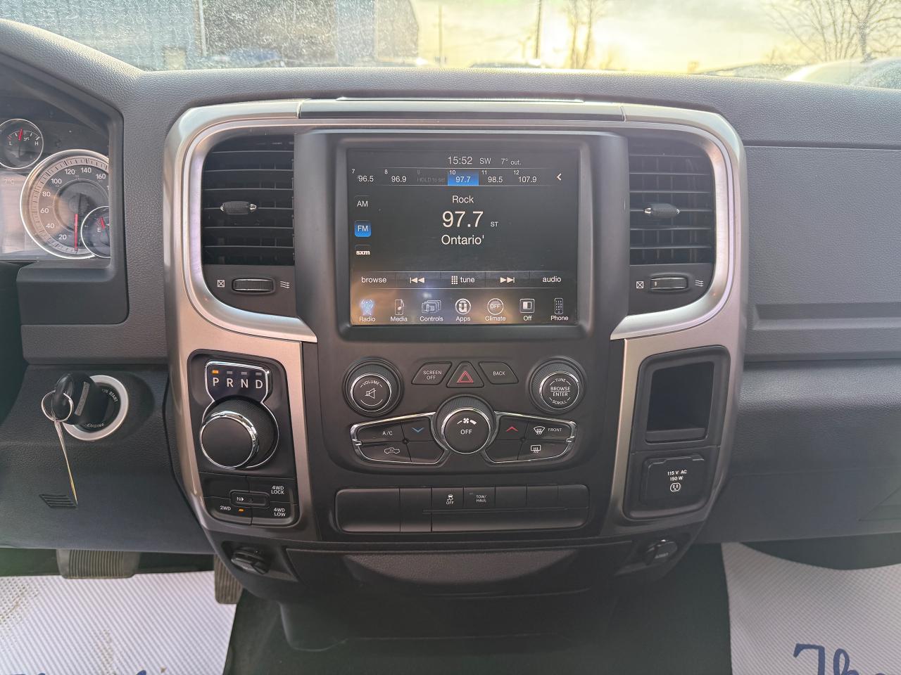 2013 RAM 1500 Outdoorsman/6.4' Box/CERTIFIED - Photo #12