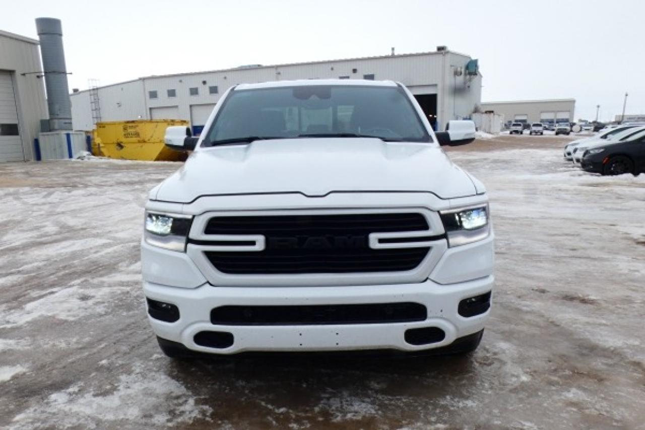 2022 Dodge Ram 1500 Sport 4x4 Crew Cab 5'7" Box w/H&C L, NAV, BUC - Photo #3