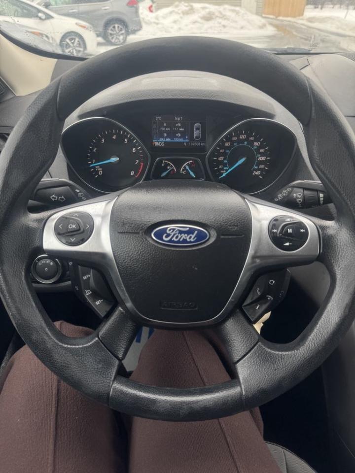 2014 Ford Escape FWD 4dr SE - Photo #4