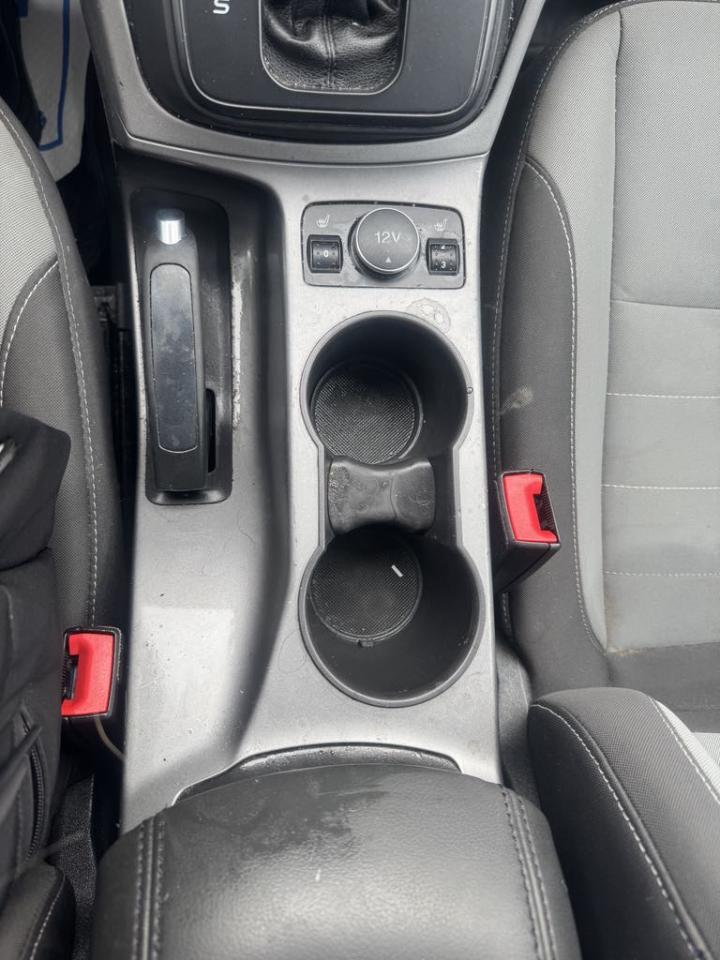 2014 Ford Escape FWD 4dr SE - Photo #2