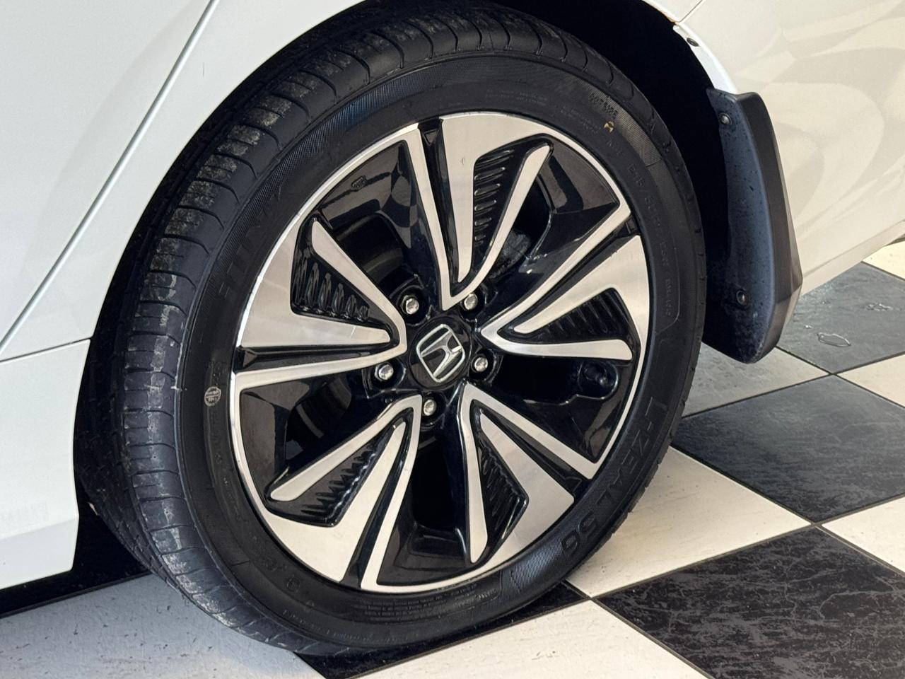 2017 Honda Civic EX-T+Roof+Adaptive Cruise+New Tires+CLEAN CARFAX - Photo #51