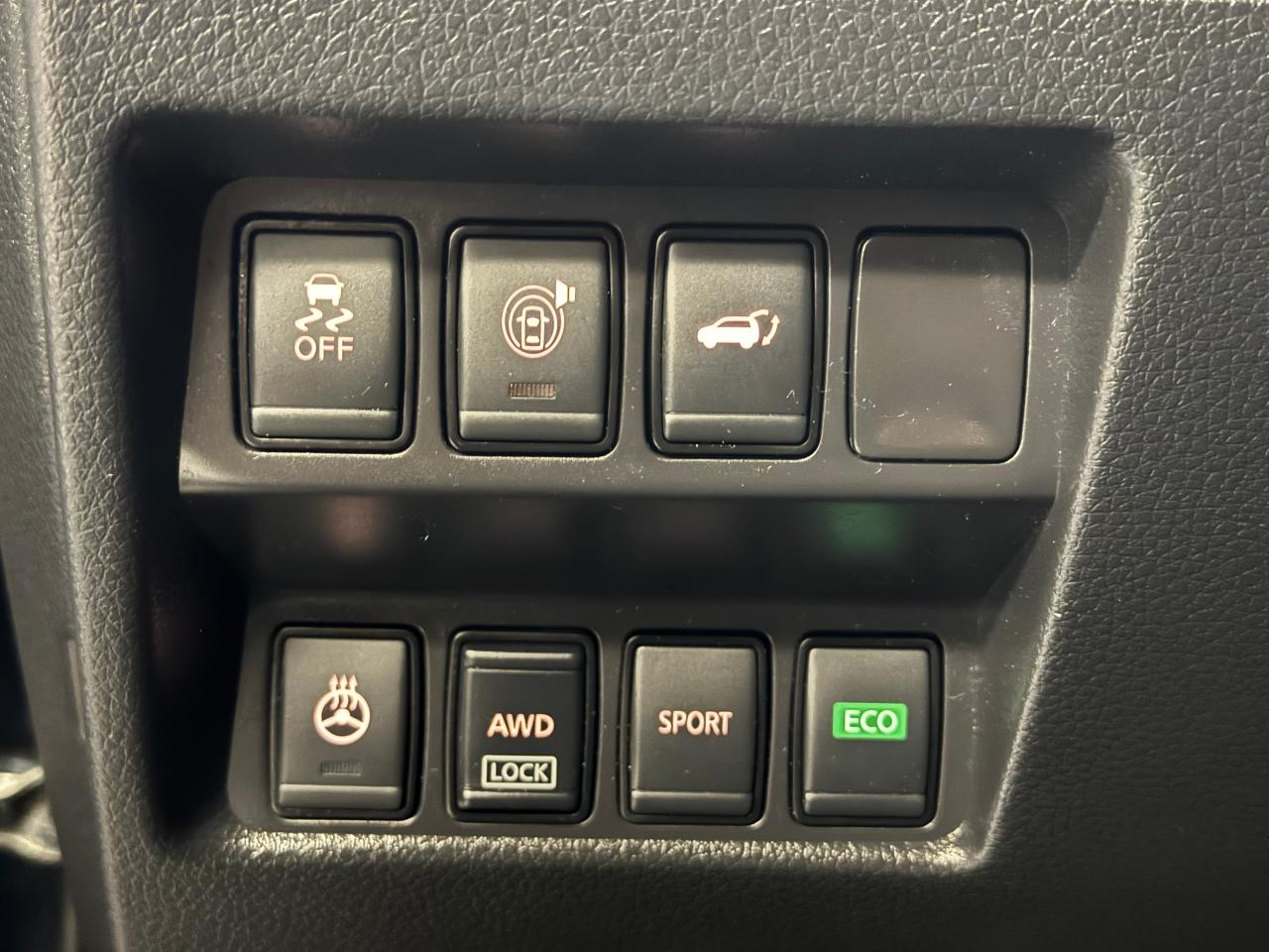 2017 Nissan Rogue SV Tech AWD+GPS+PANO Roof+Remote Start+360 Camera - Photo #5