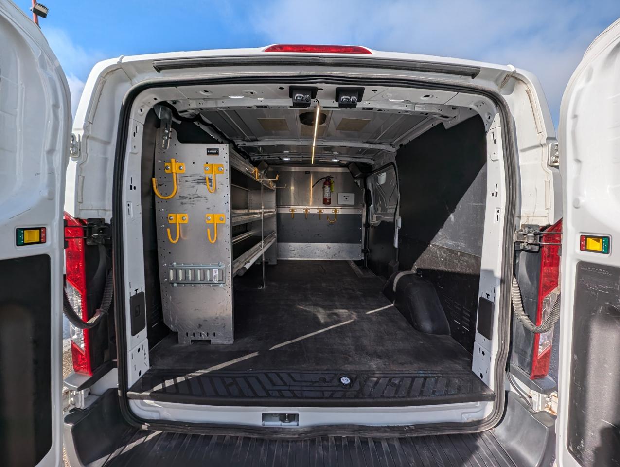 2018 Ford Transit T-250 - Photo #6