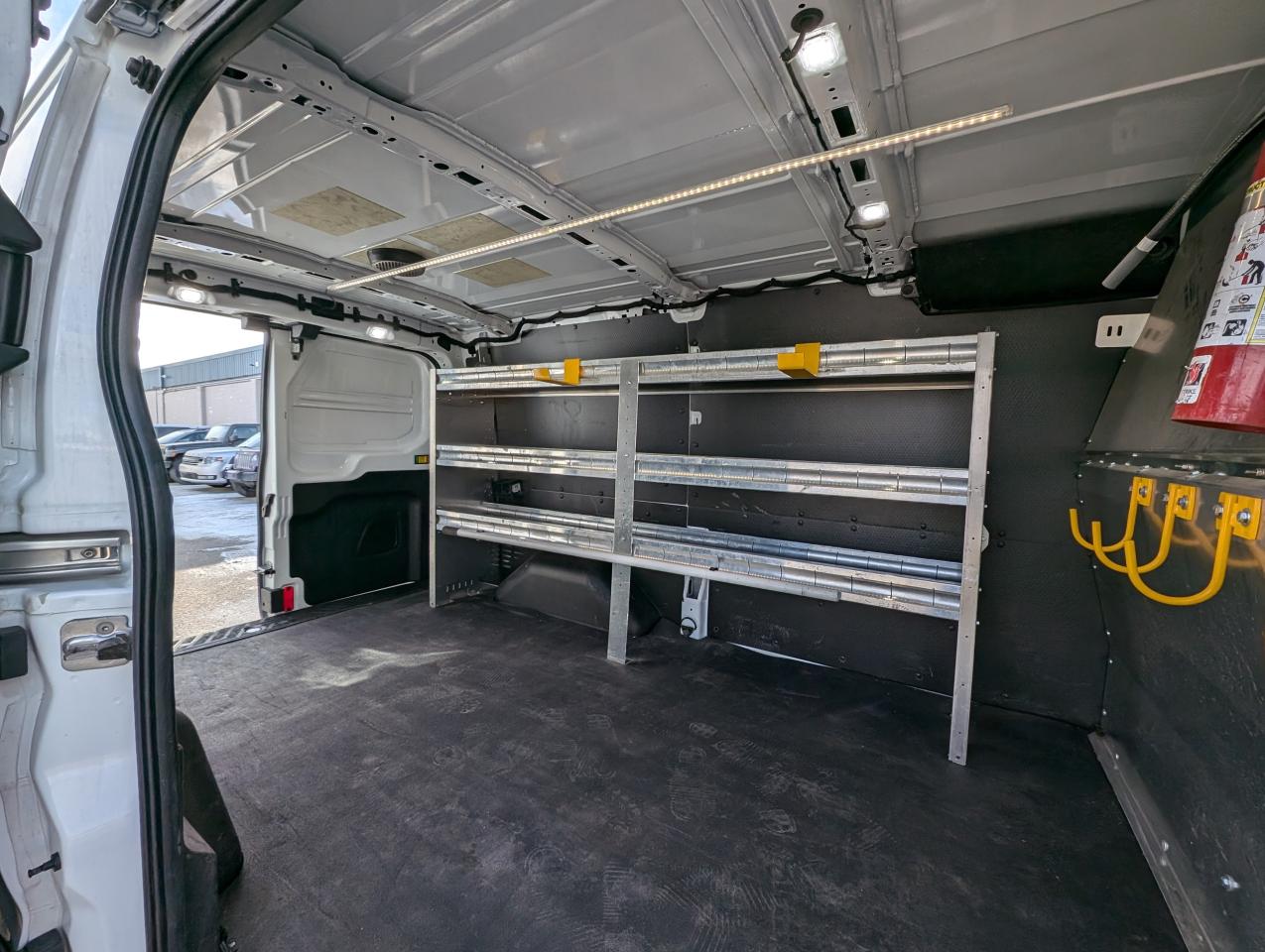 2018 Ford Transit T-250 - Photo #5
