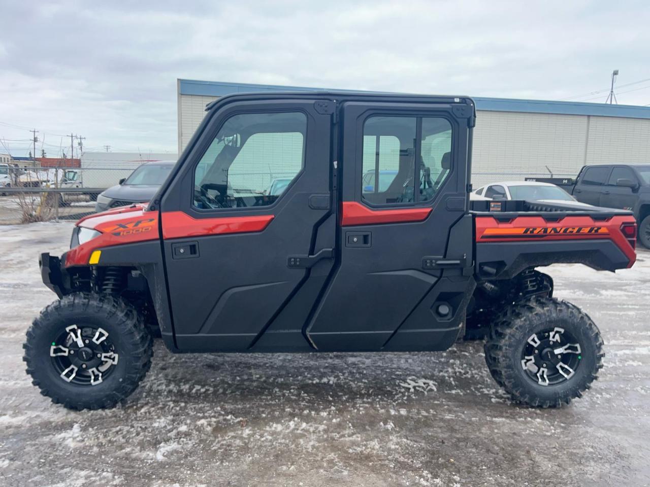 2025 Polaris Ranger 1000 NORTHSTAR ULTIMATE CREW $149 B/W - Photo #4